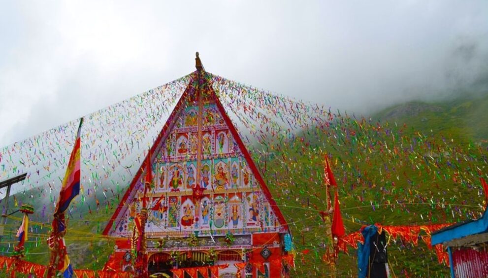 year-on,-machail-mata-yatra-resumes,-but-silence-lingers-in-chisoti