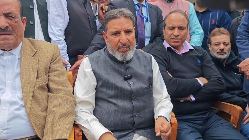 srinagar-city-people-want-to-reshape-their-political-course:-altaf-bukhari
