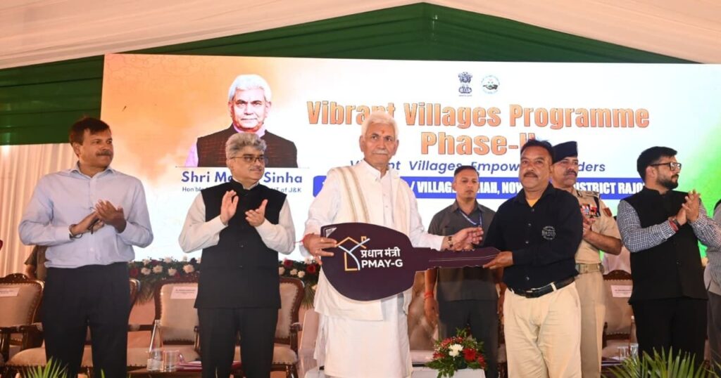 lieutenant-governor-visits-sariah-in-rajouri,-inaugurates-several-development-projects